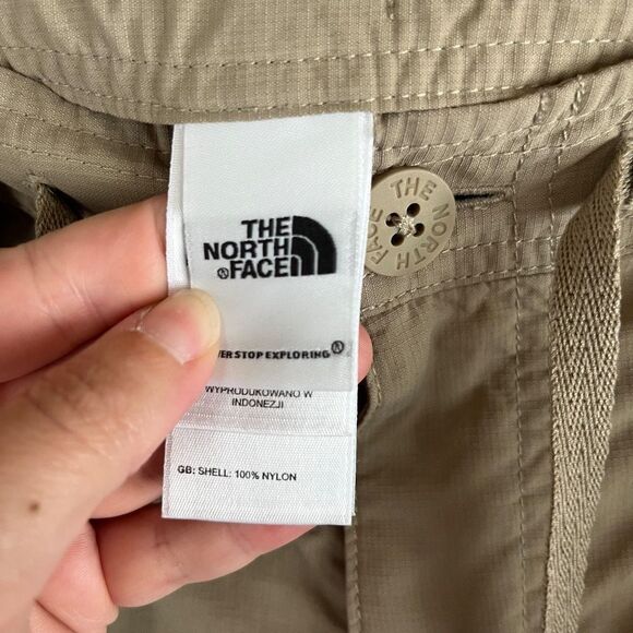 The North Face Tan Women’s Horizon Roll-Up Hiking Shorts Size 10 - Picture 8 of 8